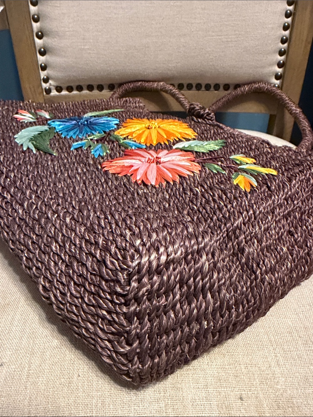 Woven Floral Embroidered Tote Bag - Picture 6 of 11